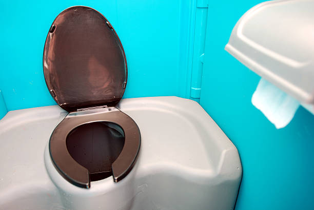Best Sanitation services for porta potties  in Pemberwick, CT